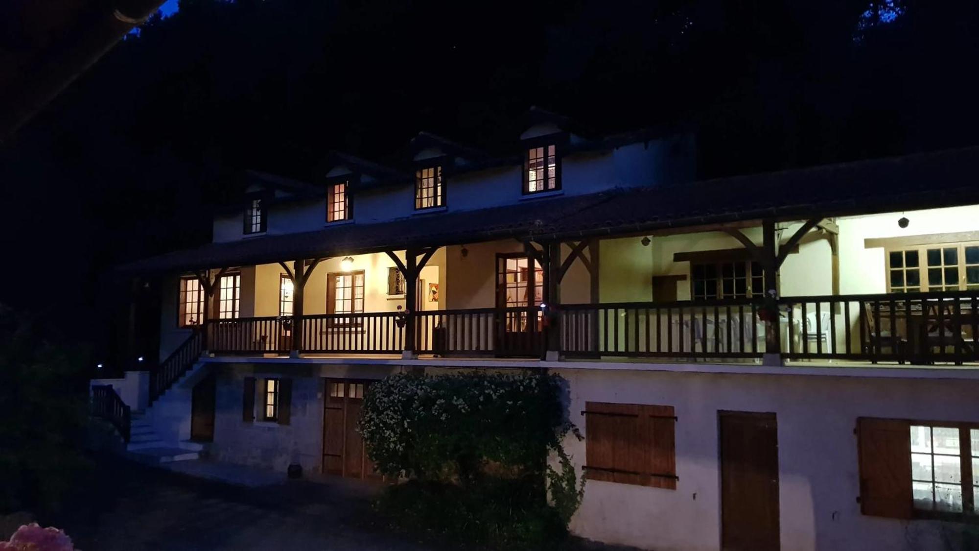 Villa de 4 chambres avec piscine privee jardin clos et wifi a Milhars Extérieur photo